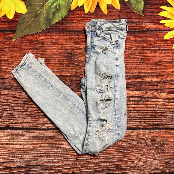 American Eagle Distressed Jeggings - Picture 1 of 8